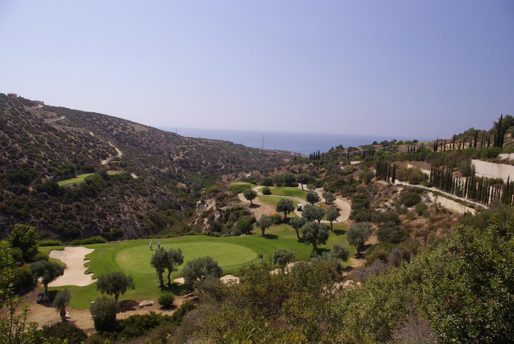 4 Bedroom Villa Helidoni With Private Infinity Pool, Aphrodite Hills Resort كوكليا الغرفة الصورة