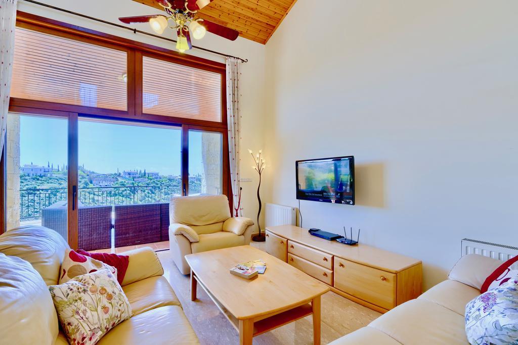 4 Bedroom Villa Helidoni With Private Infinity Pool, Aphrodite Hills Resort كوكليا المظهر الخارجي الصورة